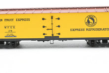 Load image into Gallery viewer, HO Brass Shoreham Shops GN - Great Northern WFEX - Western Fruit Express 50 Foot Express Reefer FP #178 (Copy)
