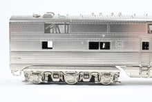 Load image into Gallery viewer, HO Brass CON Oriental Limited CB&amp;Q - Burlington Route EMD E5a 2000 HP Phase 1 Factory Plated, Unlettered
