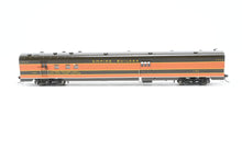 Load image into Gallery viewer, HO Brass Shoreham Shops GN-01 GN - Great Northern Mail Baggage Custom Painted CB&amp;Q - Burlington Route No. 1104
