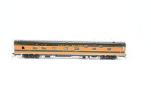 Load image into Gallery viewer, HO Brass Shoreham Shops GN-07 GN - Great Northern Pass Series Sleeper Factory Painted SP&amp;S - Spokane Portland &amp; Seattle "Suitable Pass"
