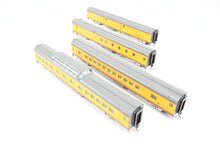 Load image into Gallery viewer, HO CON Walthers UP - Union Pacific “Cities Series” 13-Car Train Set
