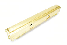 Load image into Gallery viewer, HO Brass Cascade Models GN - Great Northern Baggage Modernized w/Round Ends Steel Doors #475-486

