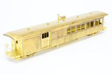 Load image into Gallery viewer, On2 Brass The Car Works SR&amp;RL - Sandy River &amp; Rangeley Lakes Combine No. 14 Round Roof
