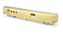 Load image into Gallery viewer, HO Brass S. Soho &amp; Co. UP - Union Pacific ACF 1949 #5811 Baggage RPO
