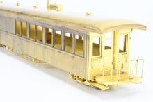 Load image into Gallery viewer, On2 Brass The Car Works SR&amp;RL - Sandy River &amp; Rangeley Lakes Combine No. 14 Round Roof
