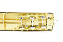 Load image into Gallery viewer, HO Brass Cascade Models GN - Great Northern Baggage Original w/Square Ends Wood Doors #475-486
