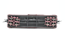 Load image into Gallery viewer, HOn3 Blackstone Models D&amp;RGW - Denver &amp; Rio Grande Western 30' Box Car Flying Grande Herald No. 3240
