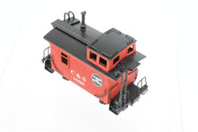 Load image into Gallery viewer, HOn3 Brass NJ Custom Brass C&amp;S - Colorado &amp; Southern 2-Axle Caboose #1009 Custom Painted
