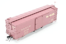 Load image into Gallery viewer, HOn3 Blackstone Models D&amp;RGW - Denver &amp; Rio Grande Western 30' Box Car Flying Grande Herald No. 3109
