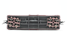 Load image into Gallery viewer, HOn3 Blackstone Models D&amp;RGW - Denver &amp; Rio Grande Western 30' Box Car Flying Grande Herald No. 3109
