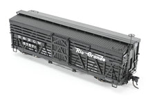 Load image into Gallery viewer, HOn3 Blackstone Models D&amp;RGW - Denver &amp; Rio Grande Western 30' Stock Car Flying Grande No. 5757
