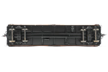 Load image into Gallery viewer, O Brass Pecos River Brass ATSF - Santa Fe SFRD Rr-40 Class Steel Refrigerator Car FP No. 8599
