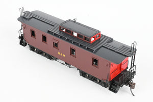 HO Brass Railworks B&M - Boston & Maine 5-Window Narrow Monitor Wood Caboose Factory Painted, Un-numbered