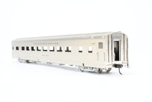 Load image into Gallery viewer, HO Brass Oriental Limited CB&amp;Q/D&amp;RGW/WP California Zephyr Coach "Silver Maple”
