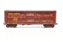 Load image into Gallery viewer, Gauge 1 - 1:32nd Scale Brass Row &amp; Company UP - Union Pacific S-40-12 Stock Car, Circa 1950 Factory Painted Boxcar Red No. 46931
