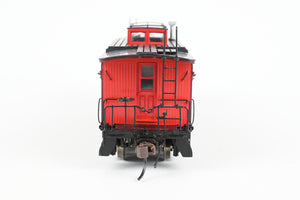 HO Brass Railworks B&M - Boston & Maine 5-Window Narrow Monitor Wood Caboose Factory Painted, Un-numbered