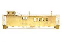 Load image into Gallery viewer, HO Brass Hallmark Models SSW - Cotton Belt 2300 Class Caboose
