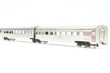 Load image into Gallery viewer, HO Brass Soho SP - Southern Pacific 134’ Articulated Coach Corrugated Side
