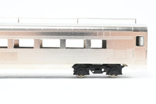 Load image into Gallery viewer, HO Brass Soho SP - Southern Pacific 134’ Articulated Coach Corrugated Side
