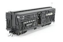 Load image into Gallery viewer, HOn3 Blackstone Models D&amp;RGW - Denver &amp; Rio Grande Western 30' Stock Car Flying Grande No. 5561
