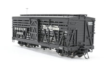 Load image into Gallery viewer, HOn3 Blackstone Models D&amp;RGW - Denver &amp; Rio Grande Western 30' Stock Car Flying Grande No. 5508
