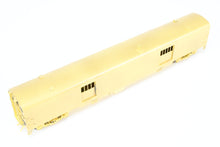 Load image into Gallery viewer, HO Brass A. W. Enterprises GN - Great Northern Streamlined Baggage Car #268-269 (End Door Version)
