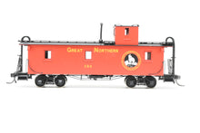 Load image into Gallery viewer, HO Brass CON NBL - North Bank Line GN - Great Northern 33' Truss Rod Caboose FP No. X84
