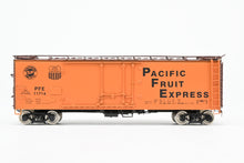 Load image into Gallery viewer, HO Brass CIL - Challenger Imports PFE - Pacific Fruit Express R-40-28 Ice Refrigerator Car FP #11714
