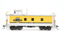 Load image into Gallery viewer, HO Brass CON OMI - Overland Models, Inc. D&amp;RGW - Denver &amp; Rio Grande Western 01400 Series Steel Caboose FP Aspen Yellow/Silver #01481
