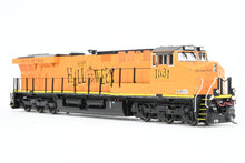 Load image into Gallery viewer, HO MTH - Mike&#39;s Train House &quot;Halloween&quot; #1031 ES44AC With Proto-Sound 3.0/DCC
