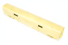 Load image into Gallery viewer, HO Brass A. W. Enterprises GN - Great Northern Streamlined Baggage Car #268-269 (End Door Version)

