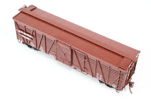 Load image into Gallery viewer, HO Brass Pecos River Brass ATSF - Santa Fe SK-T Stock Car C/P No. 60155
