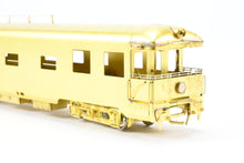 Load image into Gallery viewer, HO Brass W&amp;R Enterprises GN - Great Northern Business Car A28 or A4
