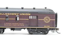 Load image into Gallery viewer, HO Brass OMI - Overland Models, Inc. SP/T&amp;NO - Southern Pacific Lines or YV - Yosemite Valley and V&amp;T Virginia &amp; Truckee 40&#39; Harriman RPO CP Private Road
