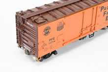 Load image into Gallery viewer, HO Brass CIL - Challenger Imports PFE - Pacific Fruit Express R-40-28 Ice Refrigerator Car FP #11714
