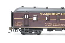 Load image into Gallery viewer, HO Brass OMI - Overland Models, Inc. SP/T&amp;NO - Southern Pacific Lines or YV - Yosemite Valley and V&amp;T Virginia &amp; Truckee 40&#39; Harriman RPO CP Private Road
