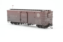 Load image into Gallery viewer, HOn3 Blackstone Models D&amp;RGW - Denver &amp; Rio Grande Western 30&#39; Box Car Moffat Tunnel No. 3390 Weathered
