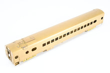 Load image into Gallery viewer, HO Brass Soho MILW - Milwaukee Road #190 Valley Series Parlor
