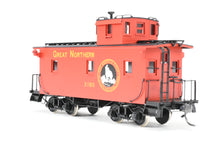 Load image into Gallery viewer, HO Brass CON NBL - North Bank Line GN - Great Northern 25' Truss Rod Caboose FP No. X180
