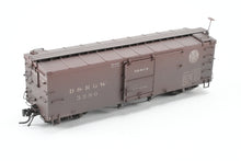 Load image into Gallery viewer, HOn3 Blackstone Models D&amp;RGW - Denver &amp; Rio Grande Western 30&#39; Box Car Moffat Tunnel No. 3390 Weathered
