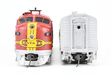 Load image into Gallery viewer, HO Brass Oriental Limited ATSF - Santa Fe EMD E8Am/Bm 2250 HP Factory Plated and Painted #82L/82A

