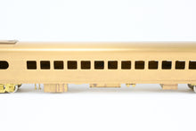 Load image into Gallery viewer, HO Brass Soho MILW - Milwaukee Road #190 Valley Series Parlor
