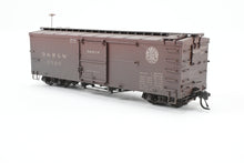 Load image into Gallery viewer, HOn3 Blackstone Models D&amp;RGW - Denver &amp; Rio Grande Western 30&#39; Box Car Moffat Tunnel No. 3390 Weathered
