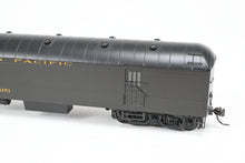 Load image into Gallery viewer, HO Brass CON TCY - The Coach Yard SP - Southern Pacific OWL Circa 1960 10-Car Train Pro-Painted
