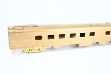 Load image into Gallery viewer, HO Brass Soho MILW - Milwaukee Road #121 Diner
