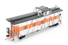 Load image into Gallery viewer, HO NEW Brass NBL - North Bank Line WP - Western Pacific Caboose #625 Square End FP Orange &amp; Silver
