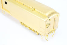 Load image into Gallery viewer, HO Brass Cascade Models GN - Great Northern Baggage Modernized w/Round Ends Steel Doors #475-486

