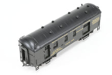 Load image into Gallery viewer, HO Brass PSC - Precision Scale Co. SP/T&amp;NO - Texas &amp; New Orleans Harriman CS 40&#39; Baggage/RPO Class 40-BP-15 FP T&amp;NO #193
