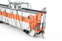 Load image into Gallery viewer, HO NEW Brass NBL - North Bank Line WP - Western Pacific Caboose #625 Square End FP Orange &amp; Silver
