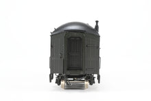 Load image into Gallery viewer, HO Brass PSC - Precision Scale Co. SP/T&amp;NO - Texas &amp; New Orleans Harriman CS 40&#39; Baggage/RPO Class 40-BP-15 FP T&amp;NO #193
